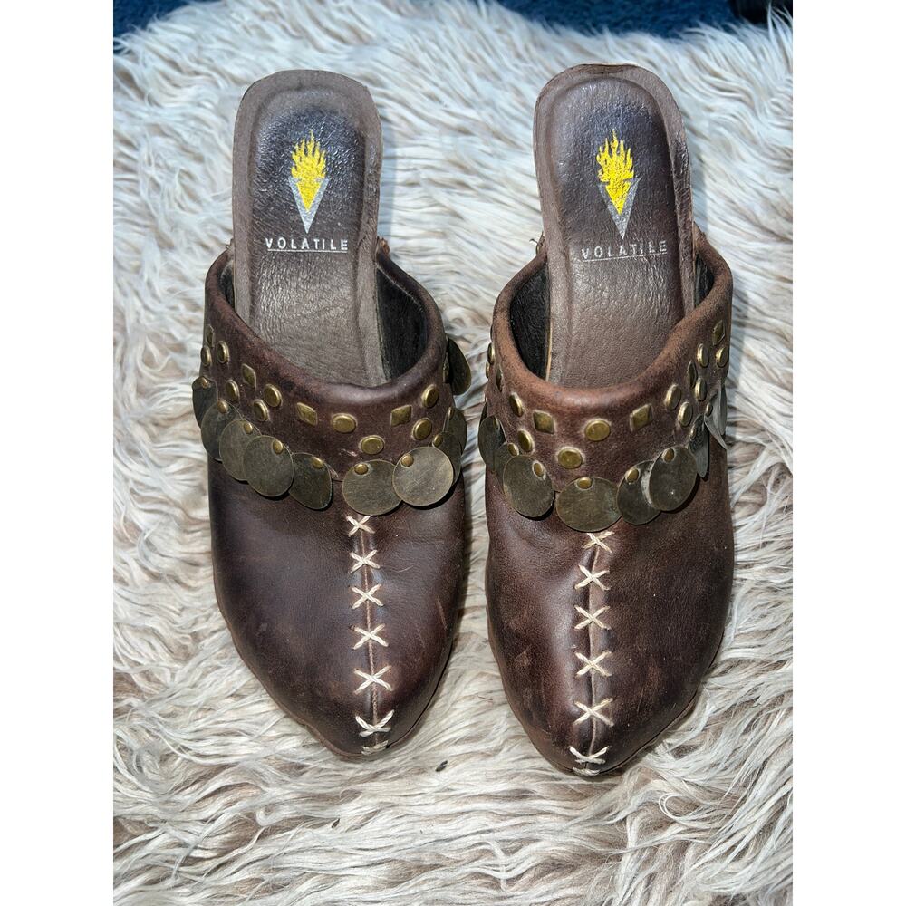Volatile Women's Heeled Clogs
